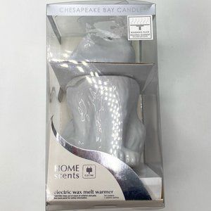 Chesapeake Bay Candle, NWT,  ceramic electric wax melt warmer white fox shape.